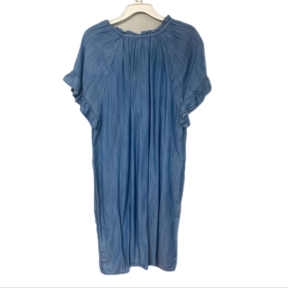 Lands End Womens Shift Dress In Blue Chambray MEDIUM, NWT - Picture 2 of 4